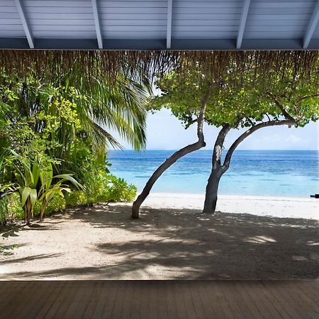 แรฟเฟิล มัลดีฟส์ เมราดู Hotel Meradhoo ภายนอก รูปภาพ