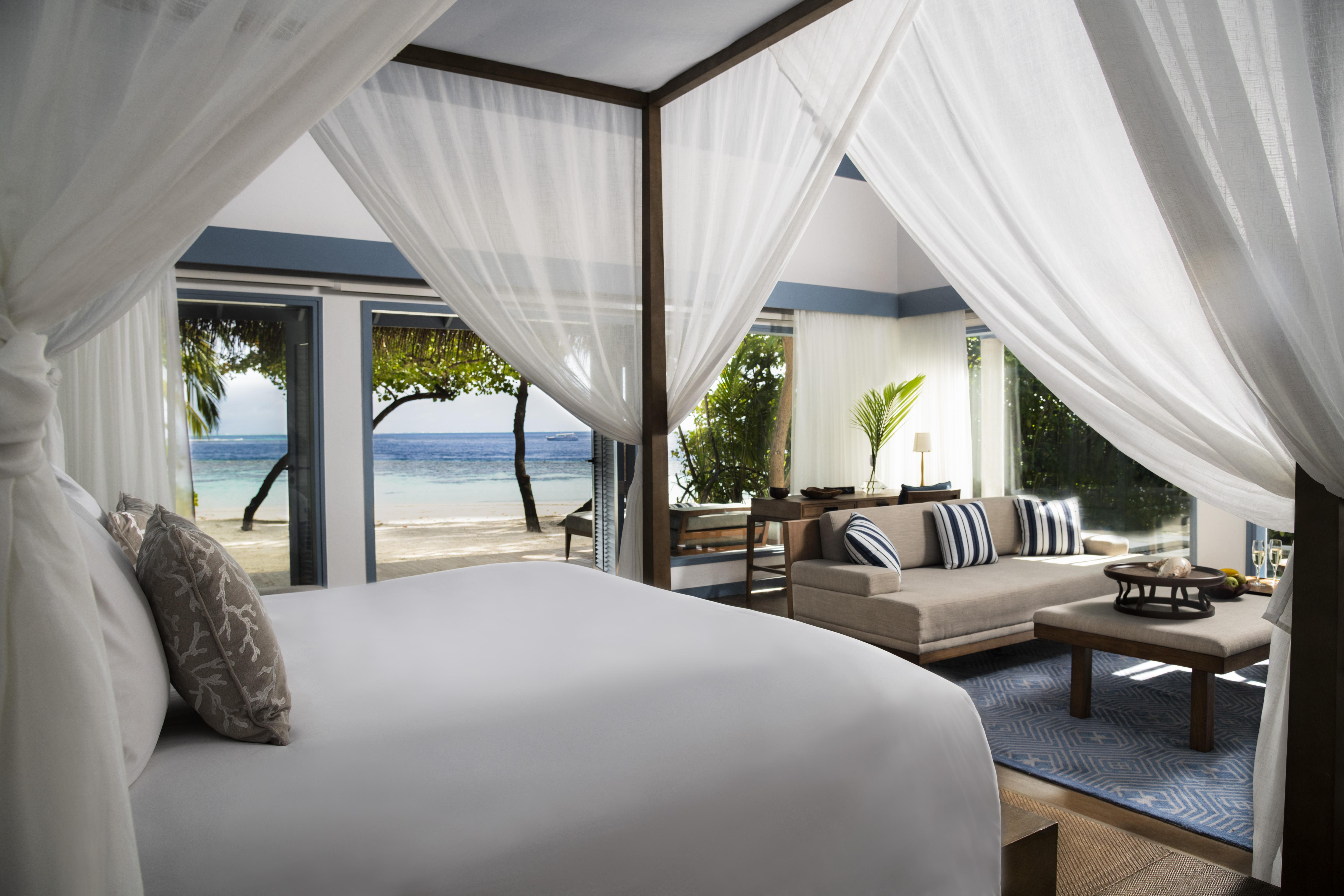 แรฟเฟิล มัลดีฟส์ เมราดู Hotel Meradhoo ภายนอก รูปภาพ