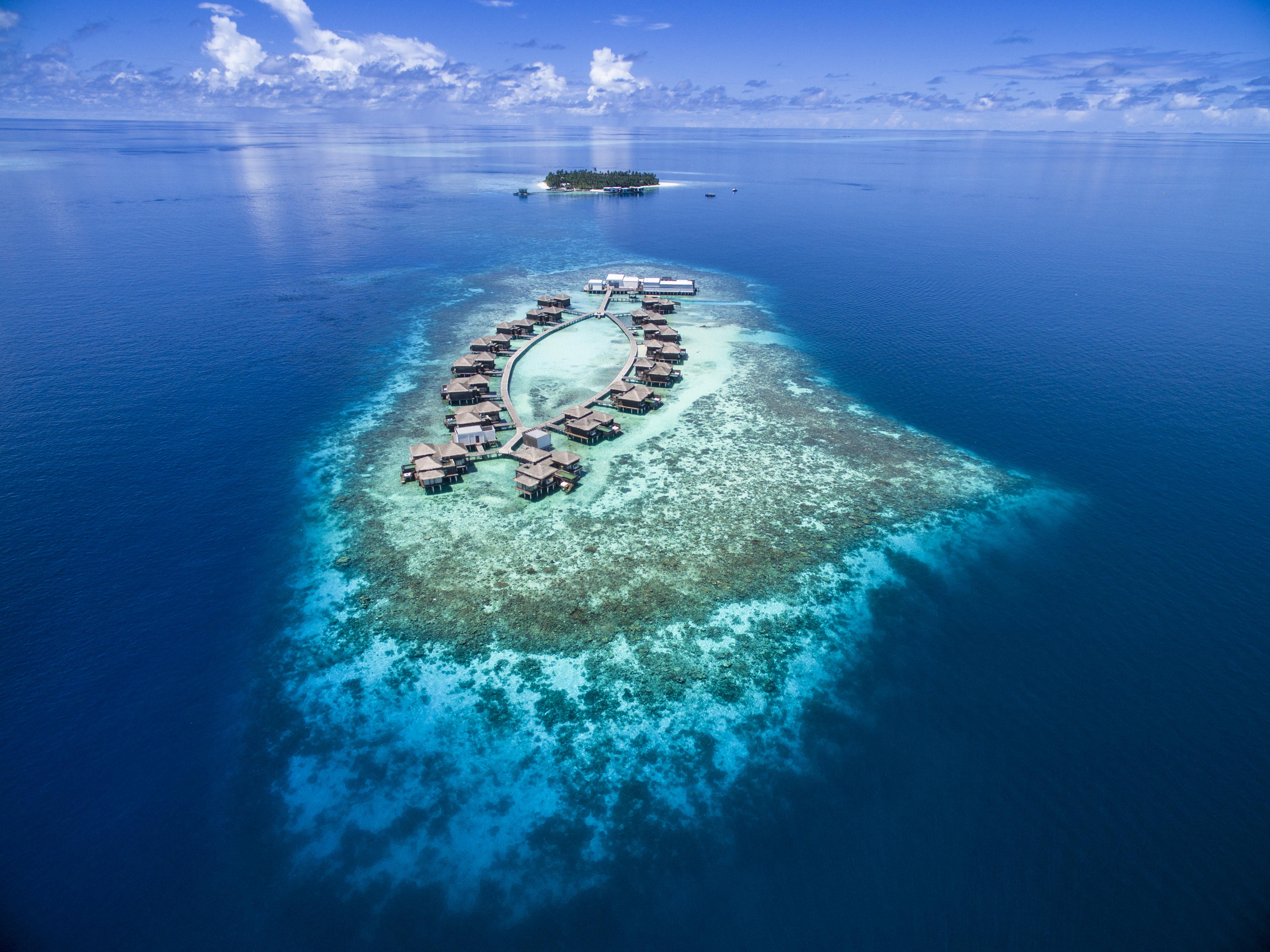 แรฟเฟิล มัลดีฟส์ เมราดู Hotel Meradhoo ภายนอก รูปภาพ