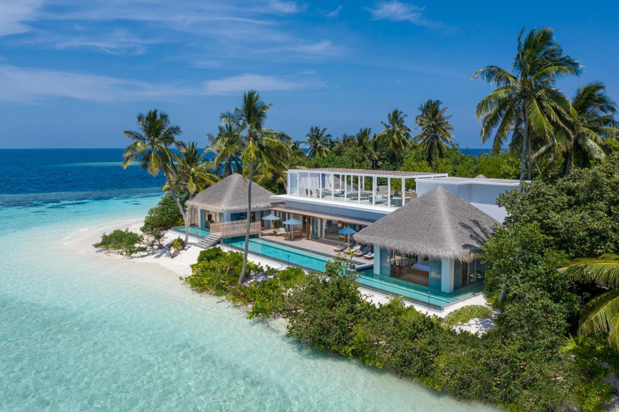 แรฟเฟิล มัลดีฟส์ เมราดู Hotel Meradhoo ภายนอก รูปภาพ