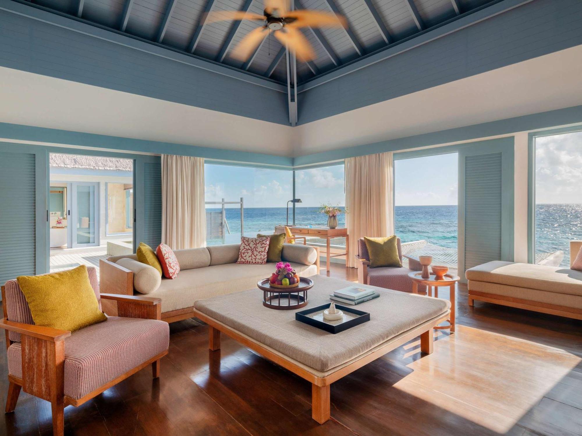 แรฟเฟิล มัลดีฟส์ เมราดู Hotel Meradhoo ภายนอก รูปภาพ
