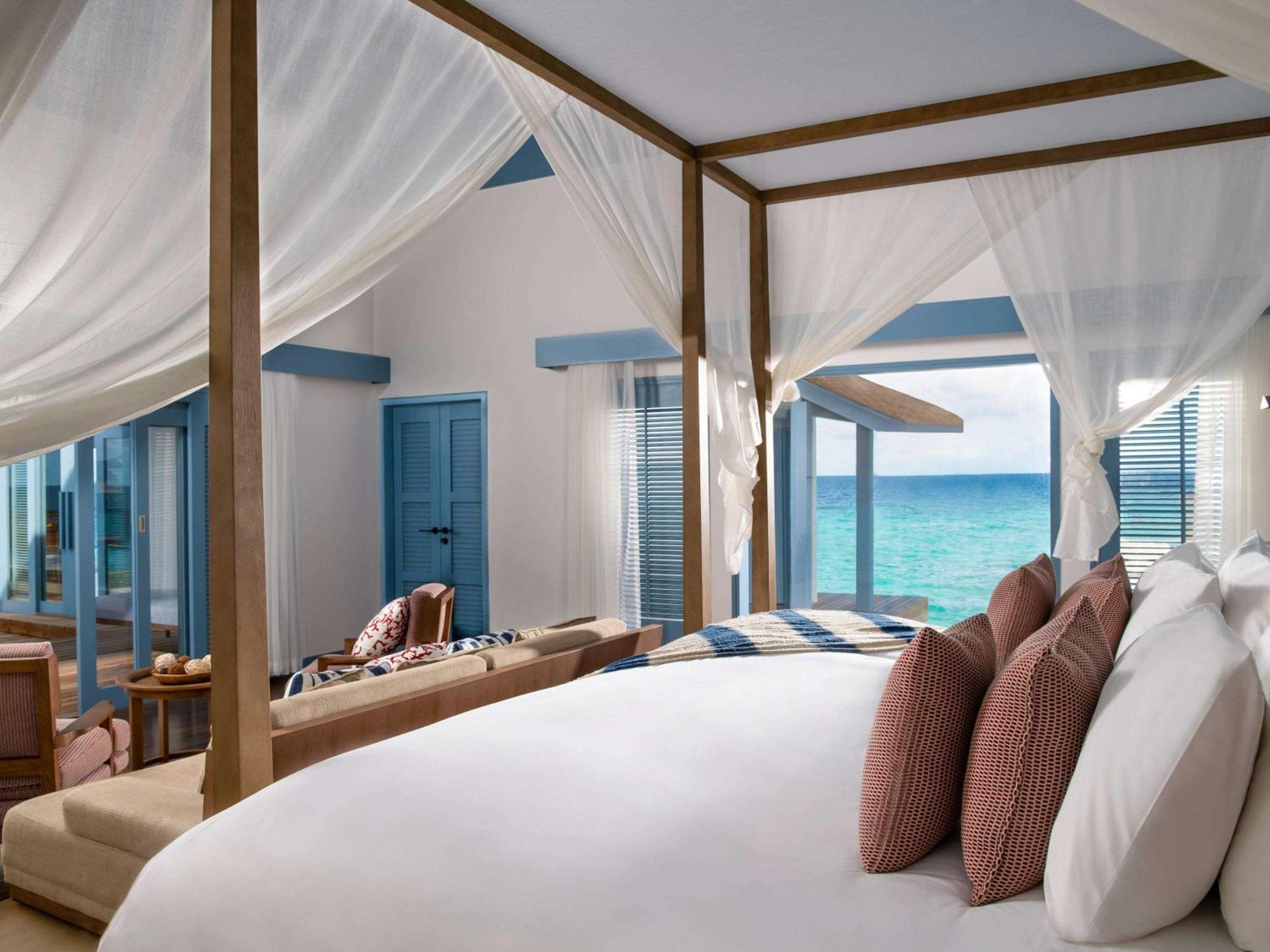 แรฟเฟิล มัลดีฟส์ เมราดู Hotel Meradhoo ภายนอก รูปภาพ